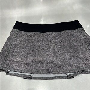 Lululemon Pace Rival Mid Rise Gray and Black Athletic Skirt